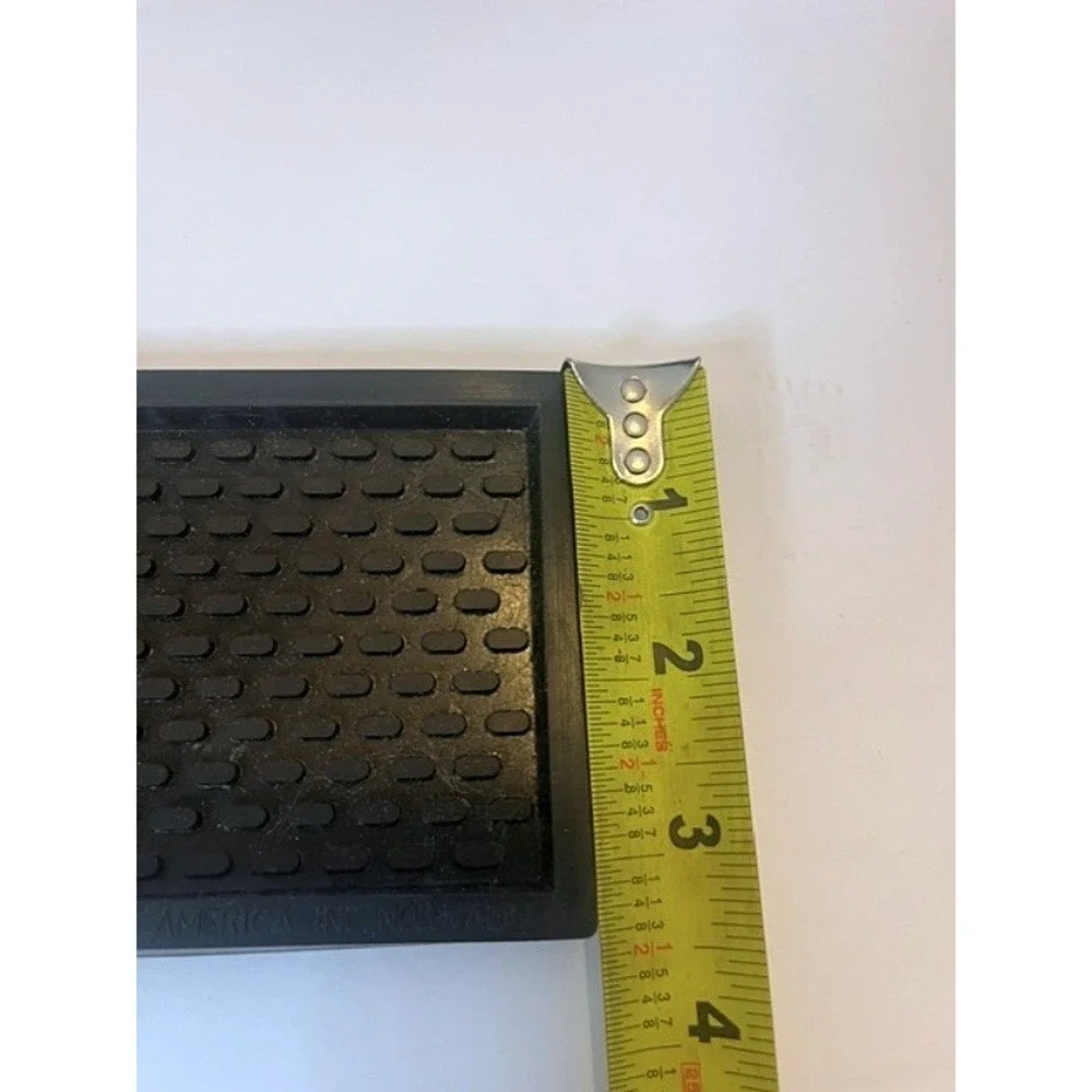 2 Johnnie Walker Whiskey 2008 Drip Runner Rubber Bar Rail Mat 20.5 x 3.5 Inches